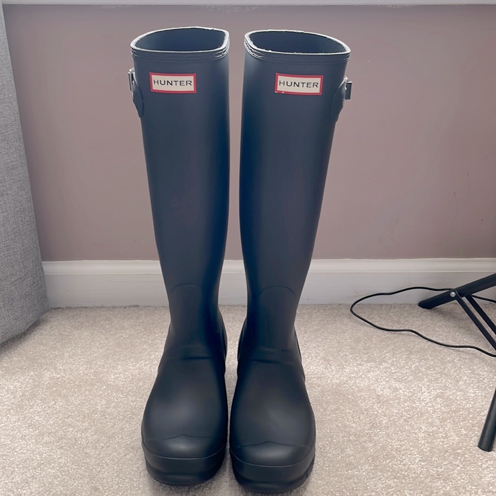 Black, matte Hunter Boots, Sz. 8